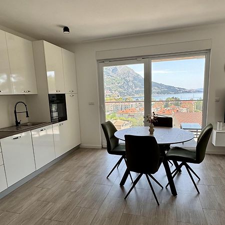 Apartmani Elin Omiš Exterior foto